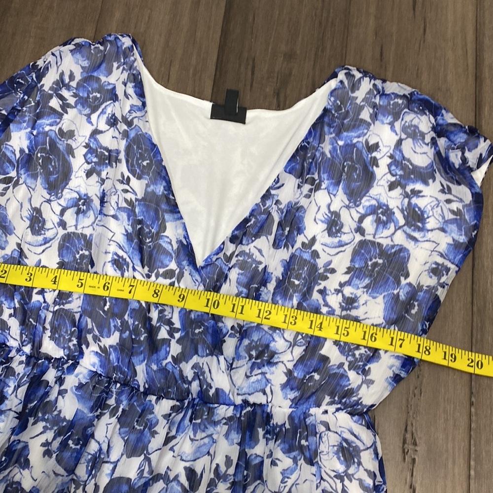 Torrid blue white shabby chic dress cottage core midi dress - Picture 10 of 11